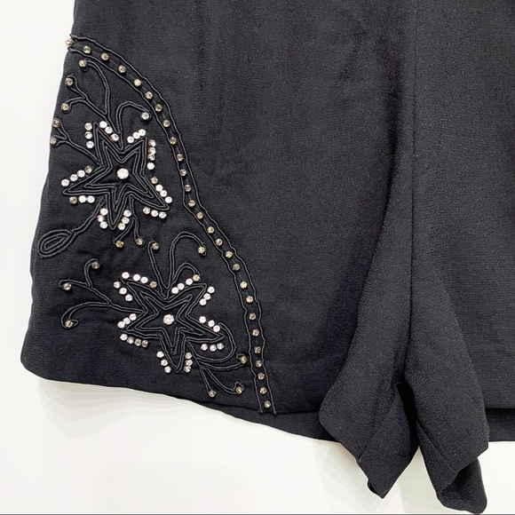 NEW NBD Warm Sands Shorts in Black - Picture 7 of 11